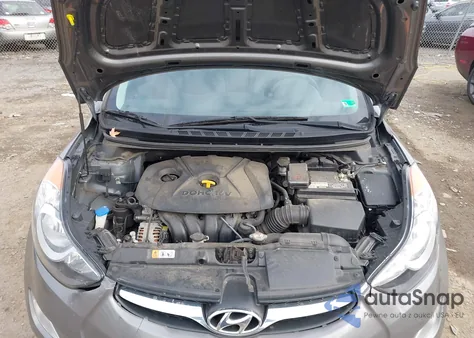 2013 Hyundai Elantra Gls/Limited z USA, uszkodzony, nr VIN 5NPDH4AE1DH218453